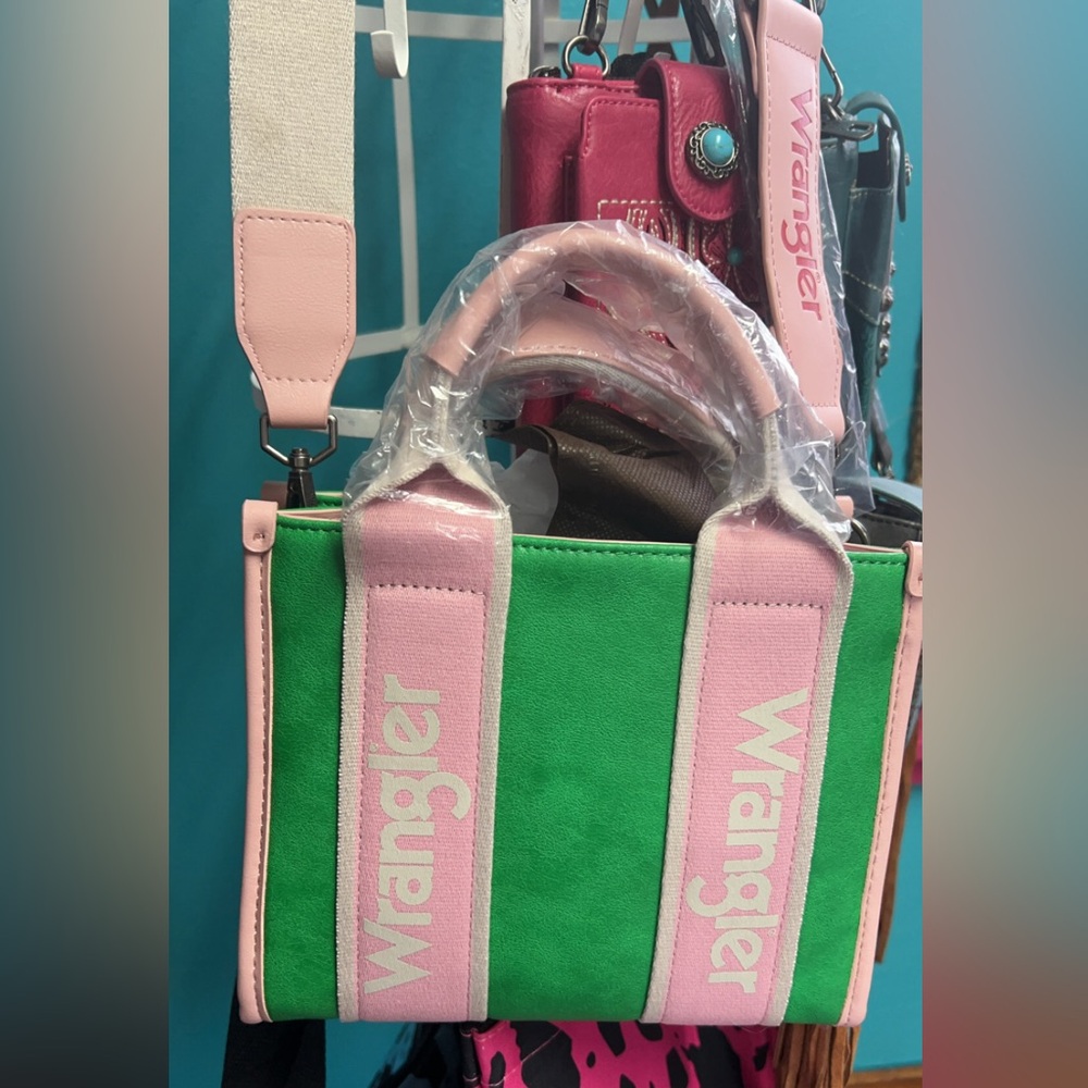 Wrangler Crossbody